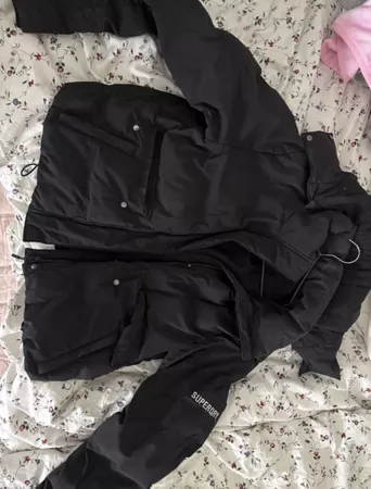 Winterjacke Superdry schwarz Grösse EU 40 guter Zustand