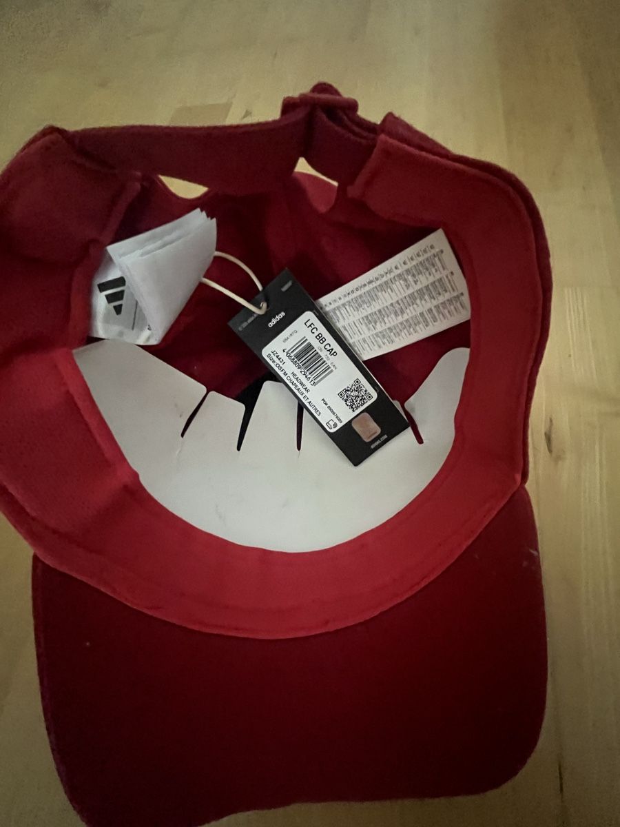 Adidas Copricapi, berretti & cappellini: Liverpool F.C Cap Adidas – Nuovo (secondo la descrizione) da Neuenkirch venduto da leo_h79l 1