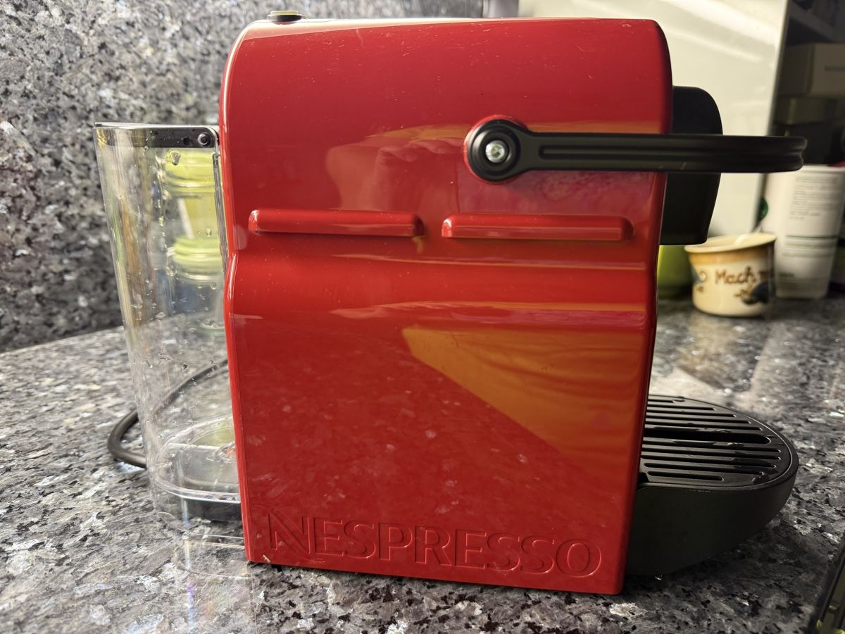 Krups Macchine per caffè & Macchine per espresso: Nespresso Kaffeemaschine  – Usato da Eschlikon TG venduto da Lasti1 1