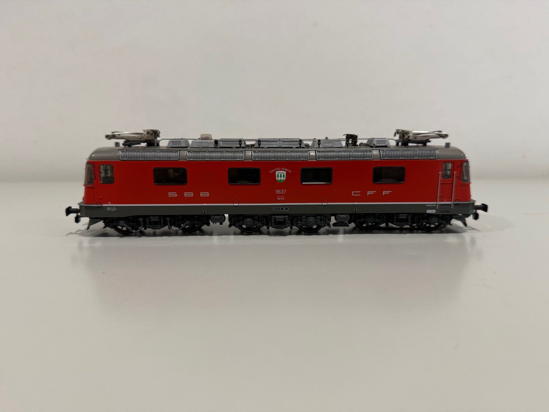 Hag Modellini di ferrovie: Elektrolokomotive Re 6/6 der SBB – Nuovo (secondo la descrizione) da Oftringen venduto da Pgi 1