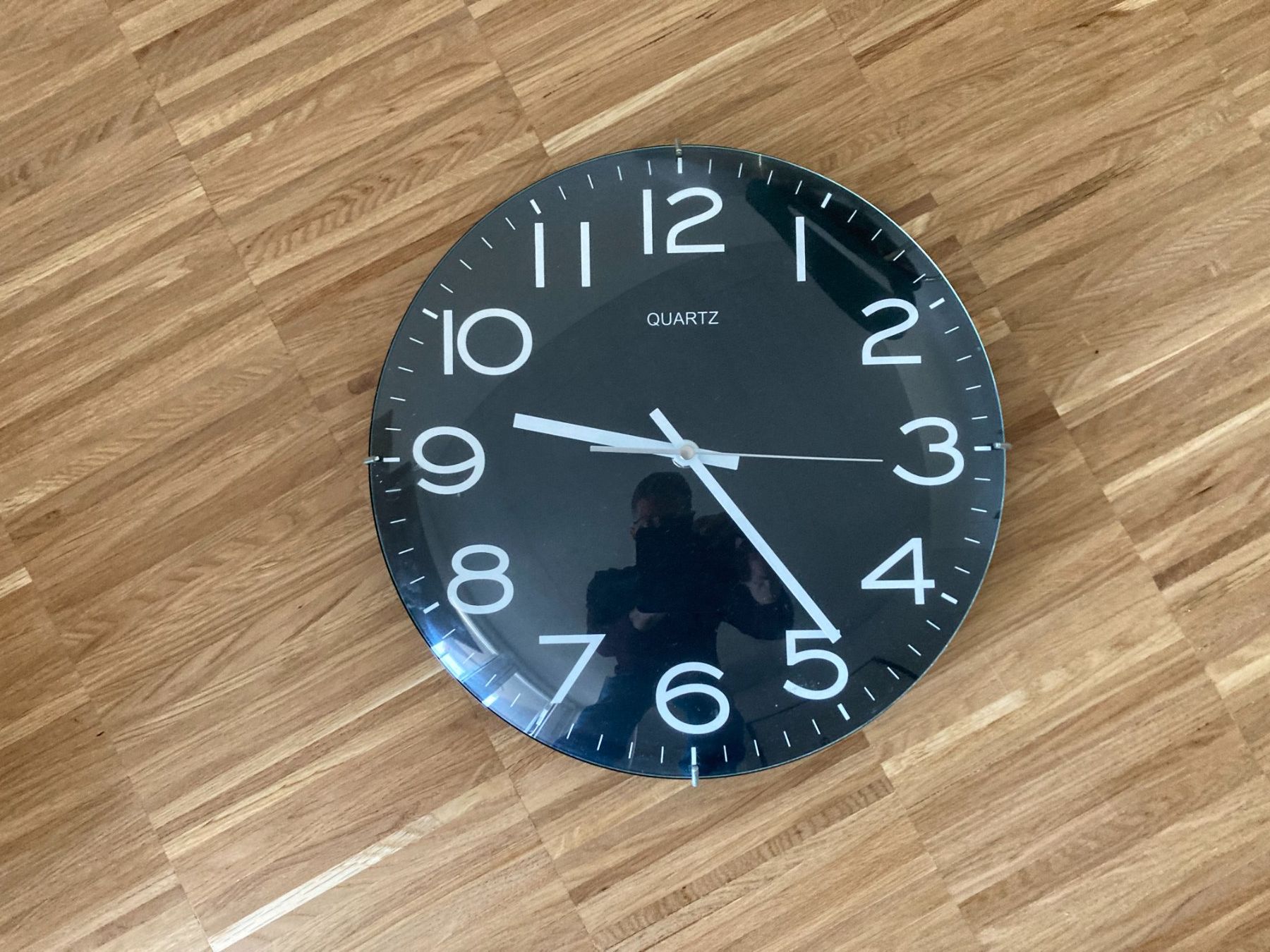 Orologi da terra & Orologi da parete: Quartz Wanduhr – Usato da Zürich venduto da boomens