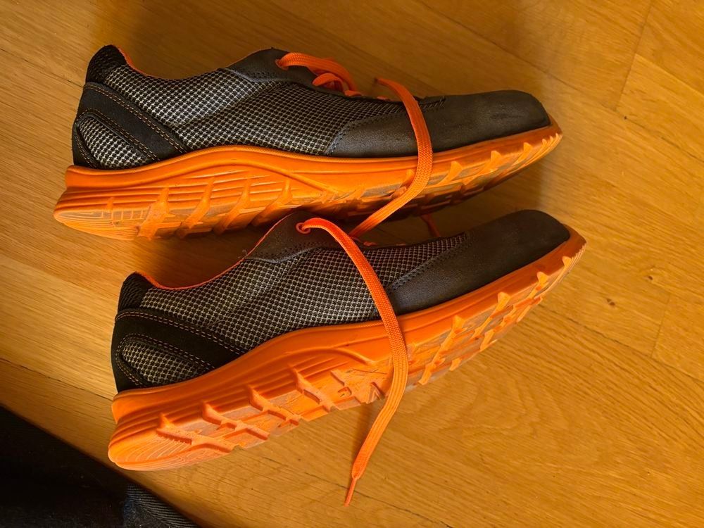 Scarpe da uomo: WORKER Arbeits- / Sicherheitsschuhe Grösse 44 – Nuovo (secondo la descrizione) da Erlenbach ZH venduto da alexanderpeter 3