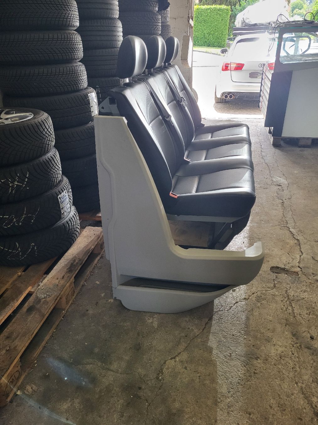 VW Alle Ersatzteile: VW T5 /T6 /T6.1 Sitze – Gebraucht aus Arnegg von beda11 4