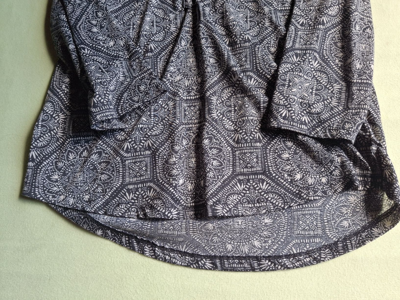H&M Tuniken: Tunique légère taille S marque H&M – Gebraucht aus Villiers von san_jn5w 2