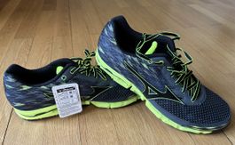 Mizuno Laufschuhe Euro Grösse 42.5 Neu