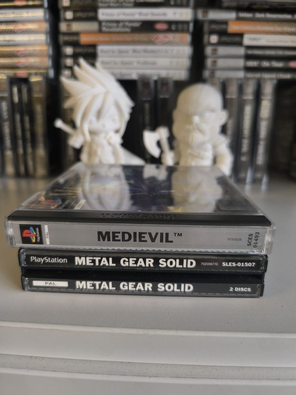 Jeux: MediEvil + Metal Gear Solid  avec Silent Hill CIB TOP – D'occasion à Conthey par costafrederico 1