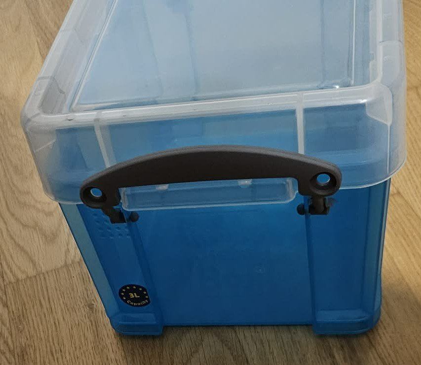 Contenitori & Simili: Really Useful Box Kunststoffboxen 0,3 Liter Blau – Nuovo (secondo la descrizione) da Muttenz venduto da Gepard23 1