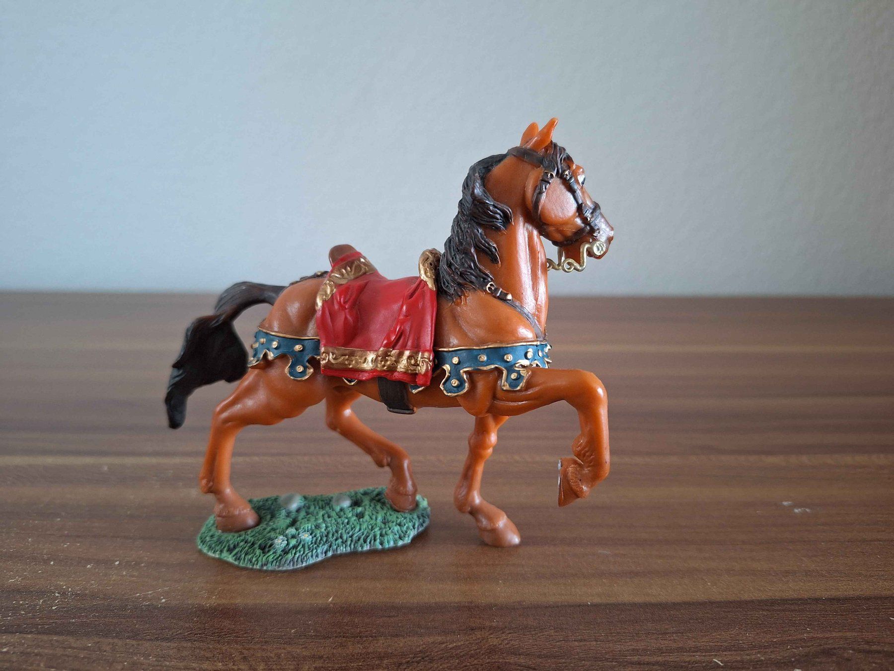 Giocattoli: Cäsar's Pferd Papo Antiquariat – Usato da Grenchen venduto da LadyCalis 1