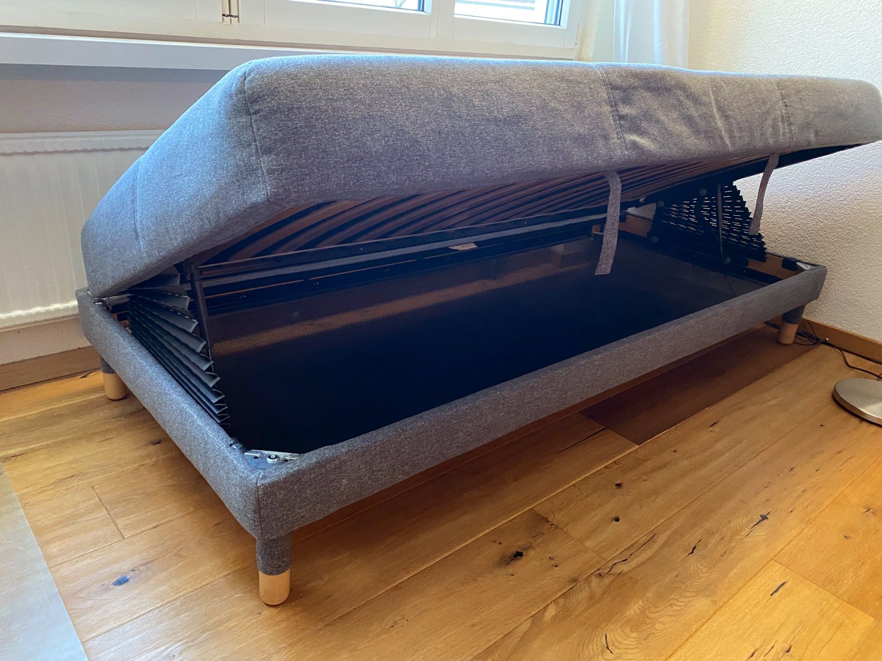 Ikea Sofas: Schlafsofa grau Lattenrost Klappmechanismus – Gebraucht aus Zürich von mau_qy6j 3