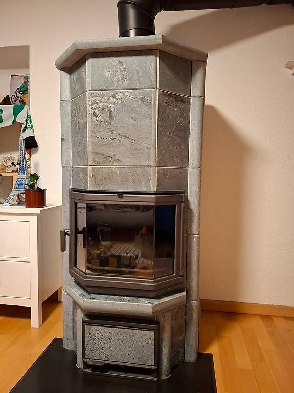 Stufe caminetto: Finnischer Speckstein-Speicherofen – Usato da Lutzenberg venduto da Evy13 1