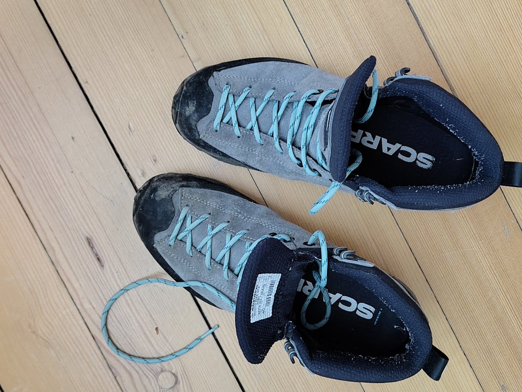 Scarpa Scarpe da donna: Scarpa Wanderschuhe Grösse 40 – Usato da Basel venduto da ste_g9bv 2