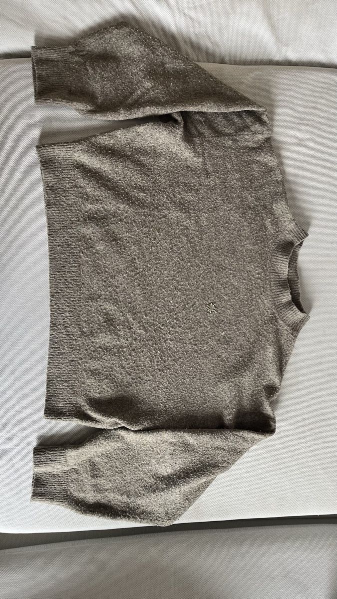 Weekday Pulls & Sweat-shirts: Strickpullover, Weekday, Gr.M, grün grau beige – D'occasion à St.Gallen par Nora-Leonie 1