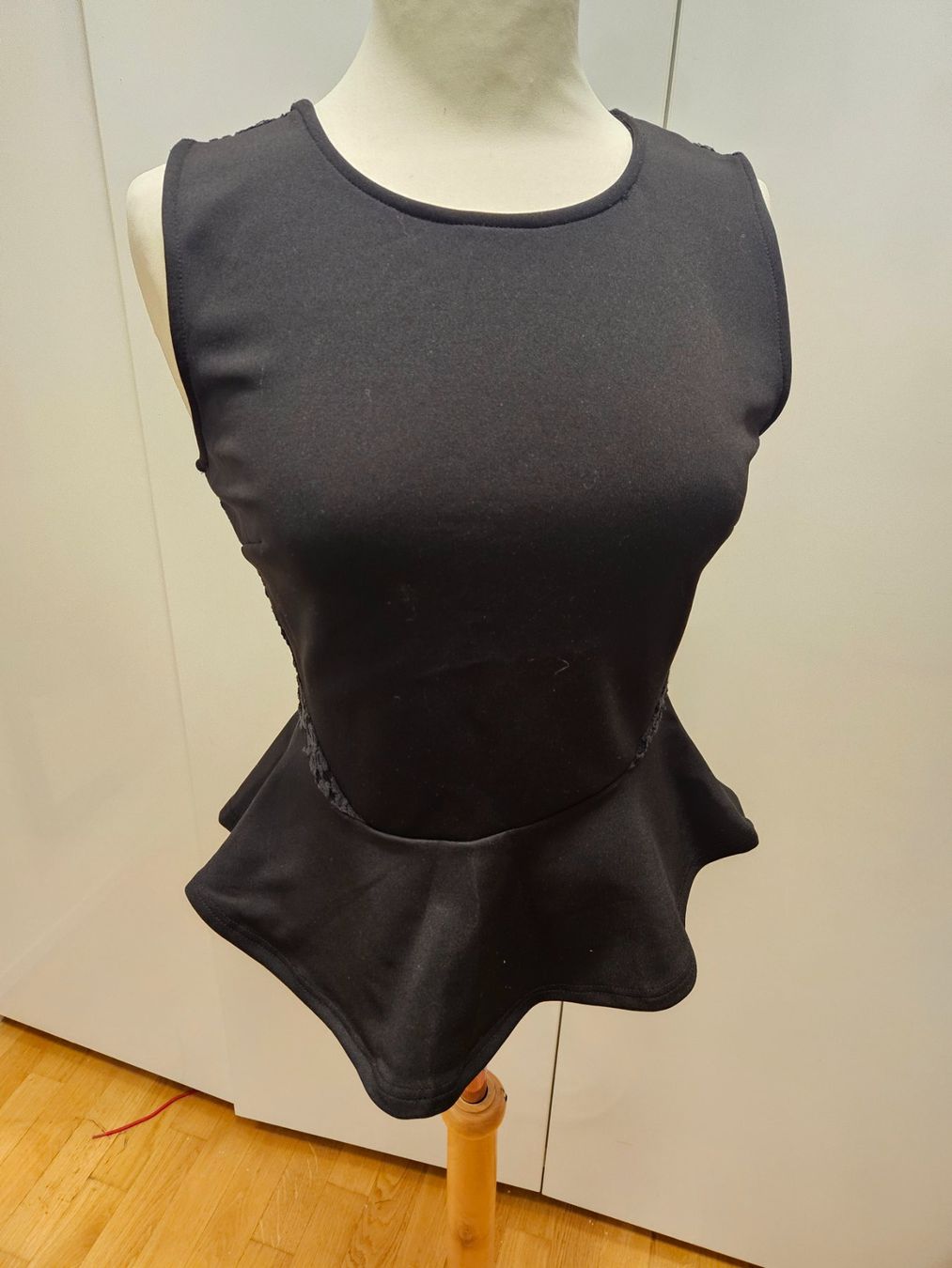 Only Top: Festliches Spitzen Top Grösse M Only – Nuovo (secondo la descrizione) da Zürich venduto da ColdCoffee
