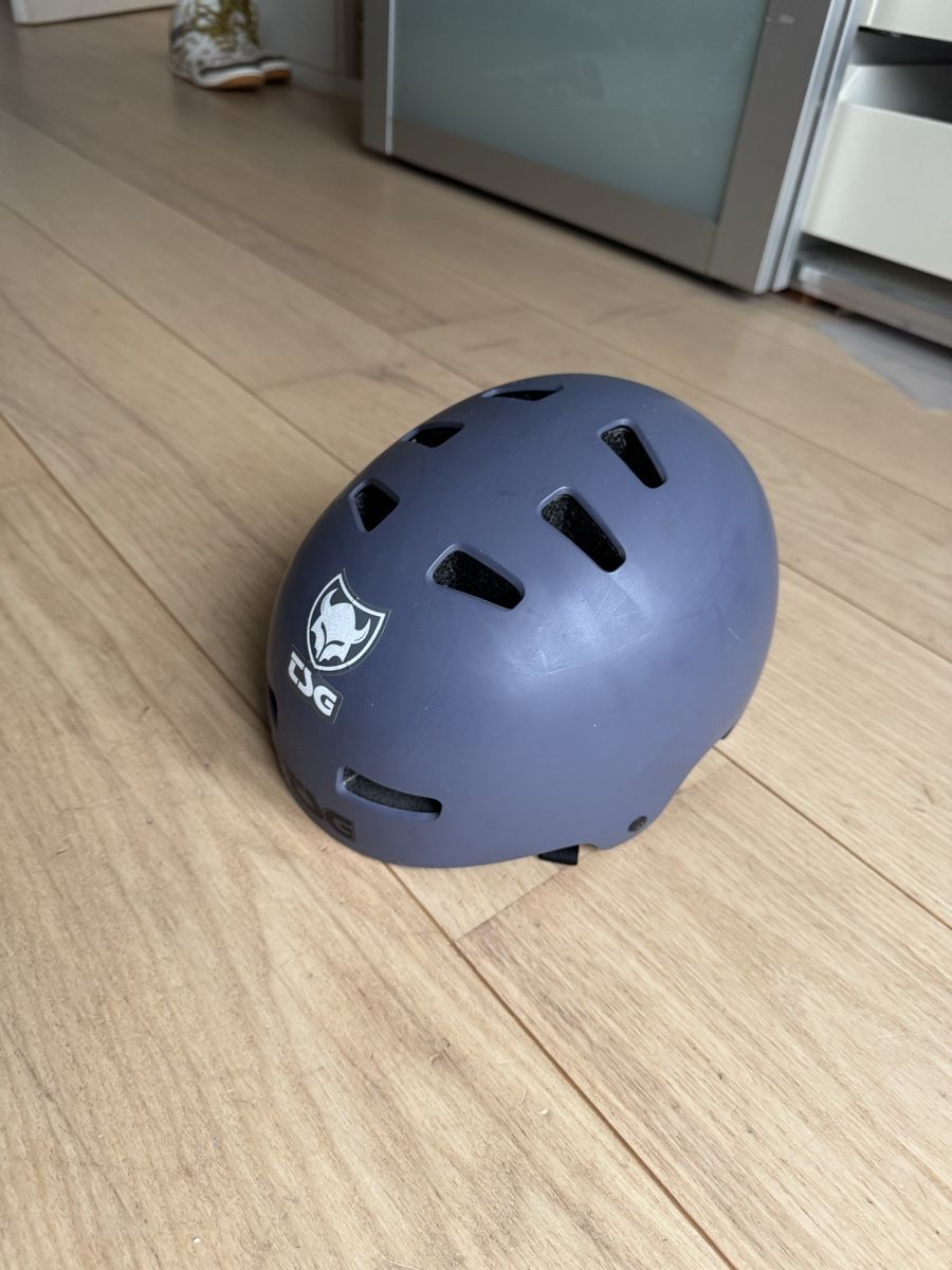 Caschi: Velo oder Scooter Helm (Marke TSG) – Usato da Arbon venduto da jur_n57m