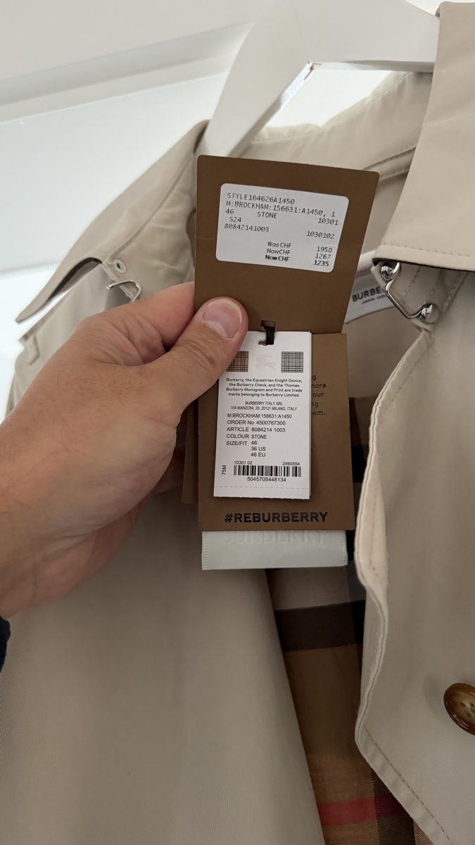 Burberry Cappotti: Klassischer Burberry Trenchcoat – Nuovo (secondo la descrizione) da Bäch SZ venduto da Raybe88 5