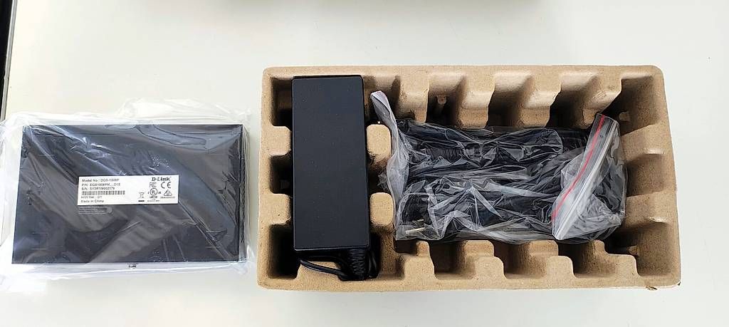 Hubs & Switches: NEU: D-Link Dgs-1008p 8 Ports Switch – Neuf avec emballage d'origine à Bülach par Surbetone 1