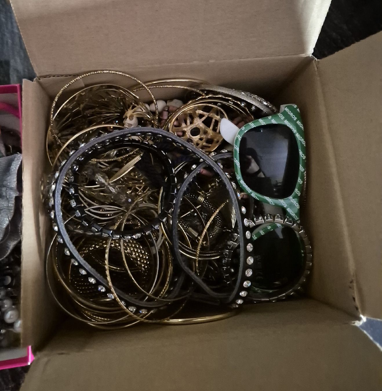 Tutte le decorazioni: Riesiger Posten Flohmarktartikel ab Fr. 1.00 – Usato da Oberhünigen venduto da Lagertha84 6