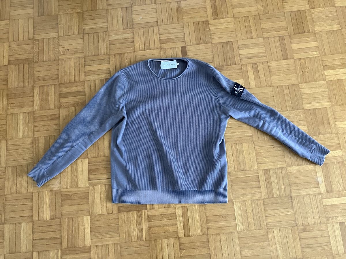 Pulls & Sweat-shirts: Calvin Klein Strickpullover – D'occasion à Emmenbrücke par nne_hm9j 1