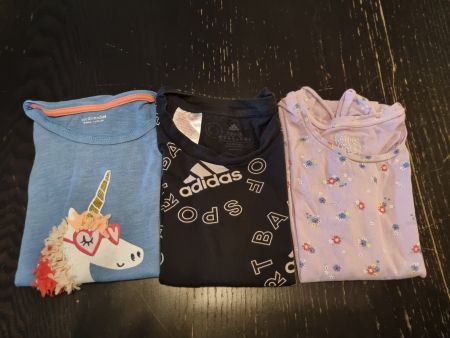 3 T-Shirts für Mädchen Gr. 128