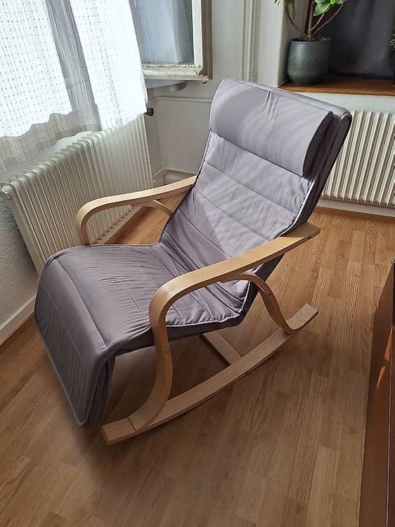 Ancien Fauteuil à Bascule En Plastique Vintage - Mobilier Pour Poupée - Jouet
