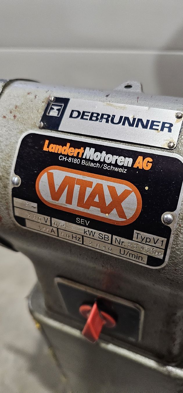 Schleifen & Polieren: Vitax V1  Bandschleifmaschine – Gebraucht aus Emmenbrücke von inf_l8yf 2
