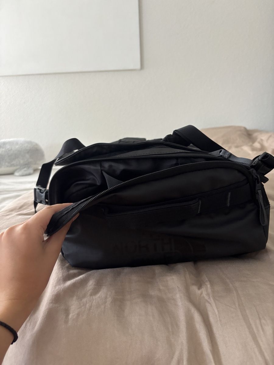 Rucksäcke: The north face Tasche 32L – Neu (gemäss Beschreibung) aus Schliern b. Köniz von A111829 5