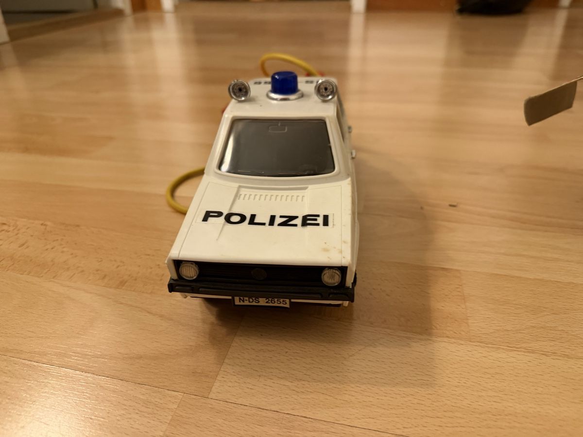 Dickie Toys Giocattoli: Dickie VW Golf 1 Polizei 1:18 – Usato da Mirchel venduto da Hilal1994 3