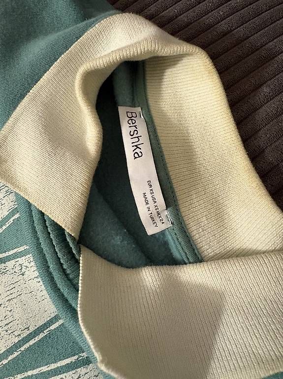 Pullover & Sweatshirts: Pullover mit Kragen – Gebraucht aus Lengnau AG von rockzipfel 1