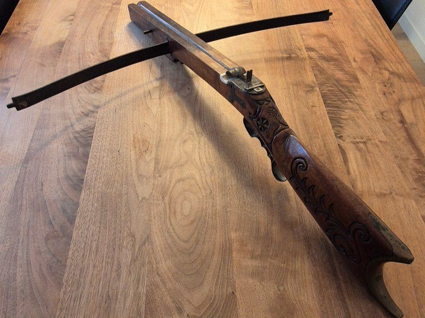 Tir à l'arc: Antike Armbrust – D'occasion à Emmenbrücke par loeschi01