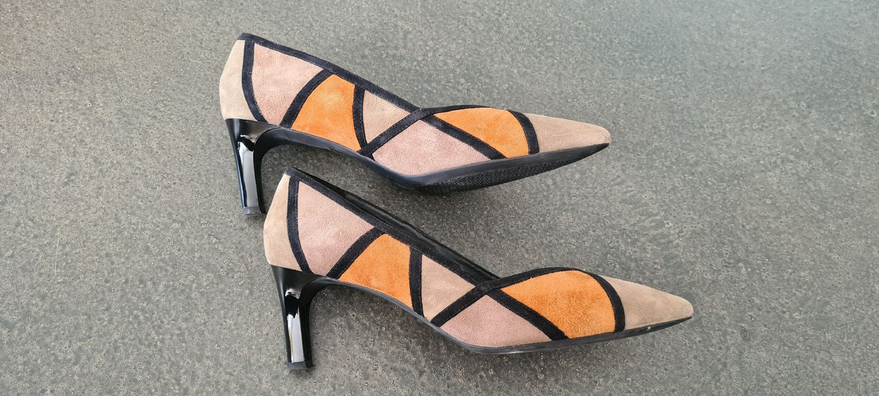 Geox Chaussures femmes: Geox Pumps Gr. 40 Wildleder – D'occasion à Grüningen par Highclere 1