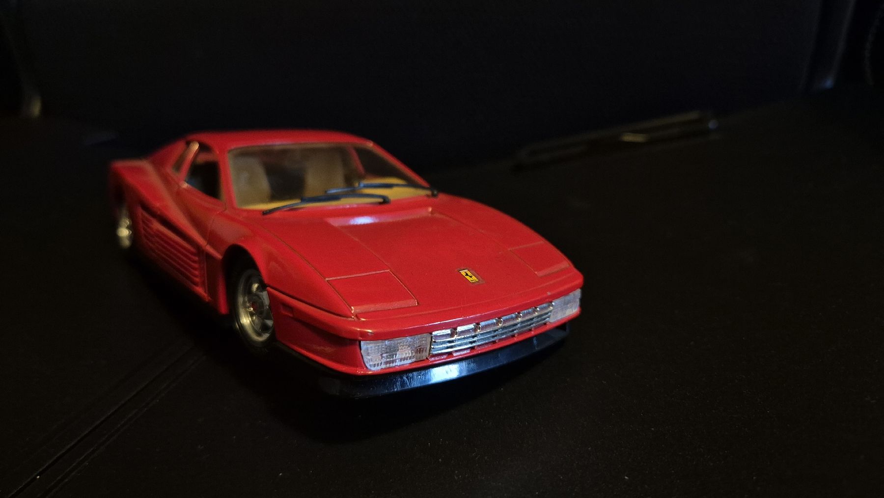 Ferrari Modellini d'auto: Ferrari Testarossa Modellauto – Usato da St. Gallen venduto da justmeeee