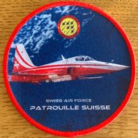 Schweizer Luftwaffe Patrouille Suisse blau