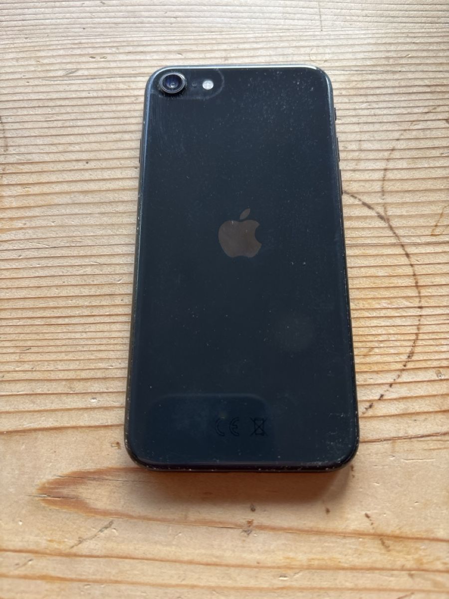 Apple Telefoni cellulari / Smartphones: iPhone SE 2. Generation 128gb – Usato da Trimmis venduto da due_8sbk 2