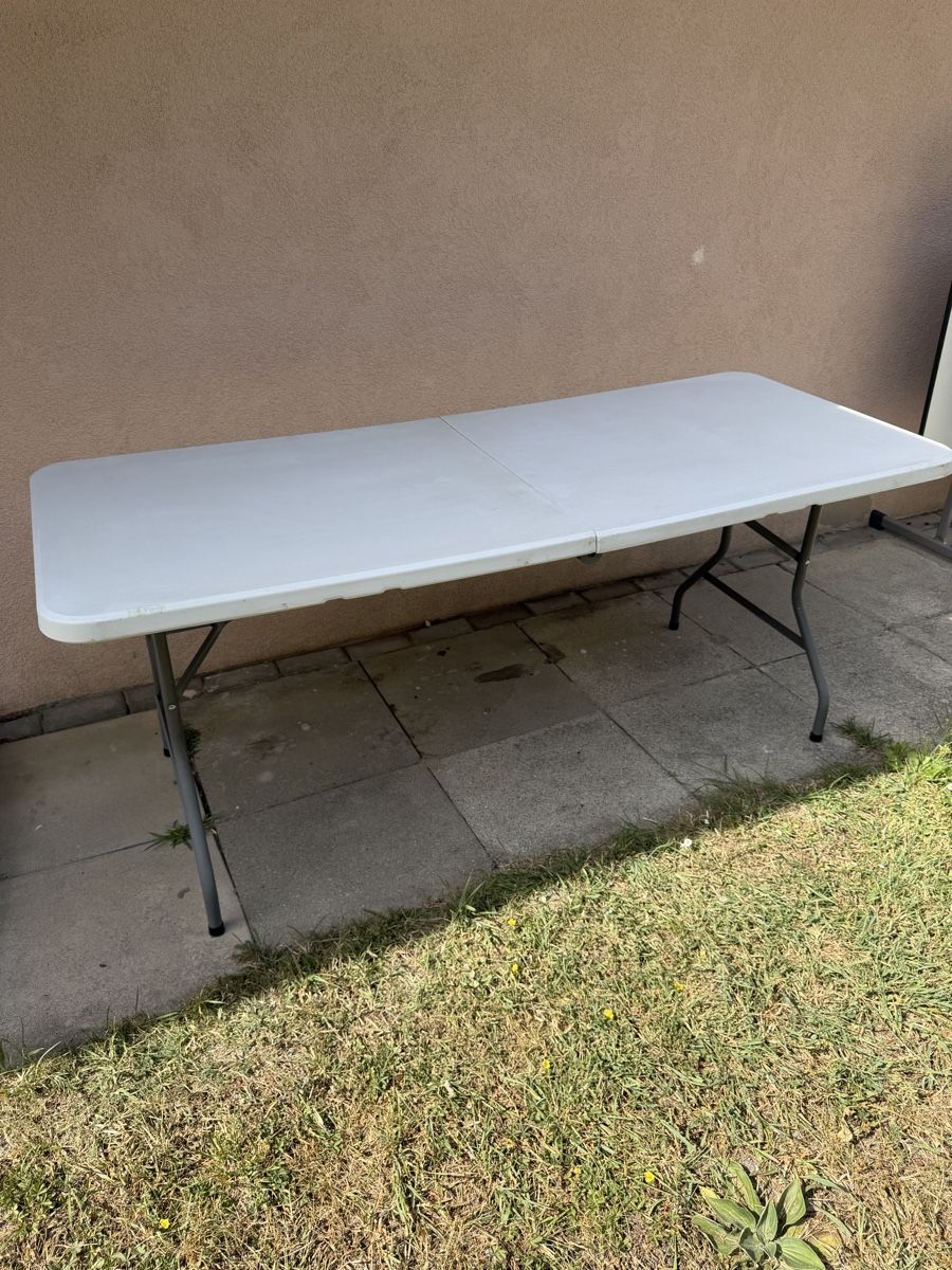 Tavoli: Table pliante – Usato da Arvillard (Salins) venduto da Taniguchi