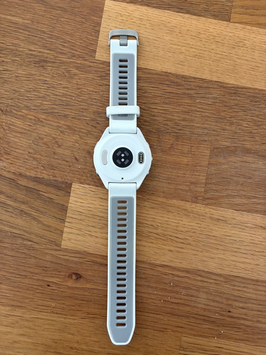 Garmin Smartwatch: Garmin Forerunner 965 Smartwatch weiss – D'occasion à Lenzburg par flyfun 2