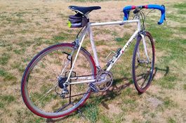 Magnifique vélo de course CILO - Stratos