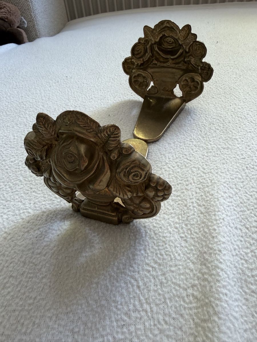 Sonstige Dekorationen & Accessoires: Vintage messing Buchstütze  pair floral – Gebraucht aus Zürich von dor_9l9g 3