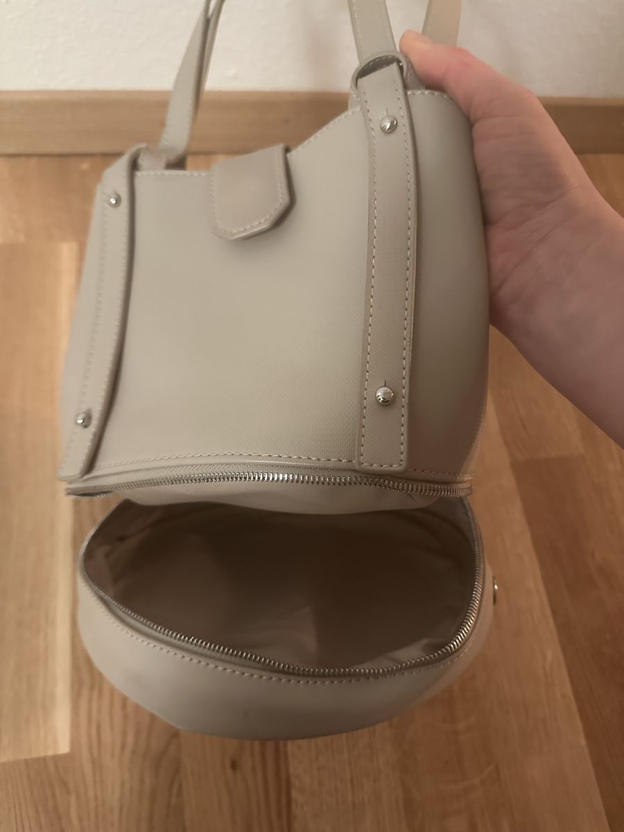 Geox Sacs femmes: Geox Beige Leather relax shoulder Bag – D'occasion à Zürich par ira_27zx 2