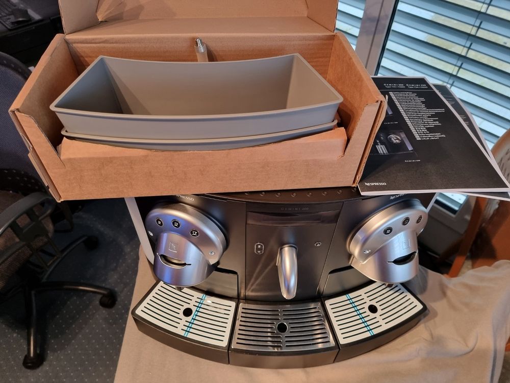 NESPRESSO GEMINI CS200 CS203 Typ 733 neue Schalen Topzustand Kaufen