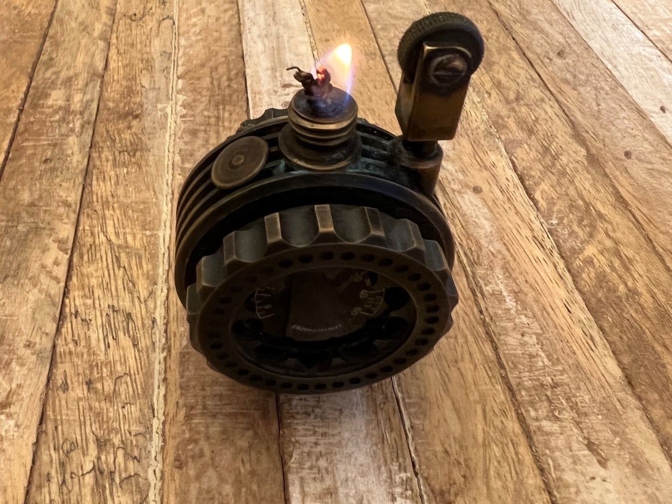 Accendini: Unique Lighter Zippo – Usato da Cham venduto da Tibner 2