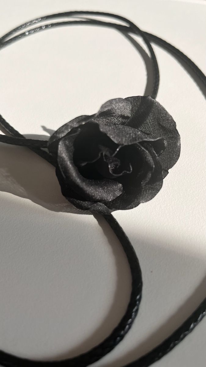 Ketten: NEW BLACK FLOWER LEATHER CHOKER – Neu (gemäss Beschreibung) aus Lugano von yul_fhg2 2