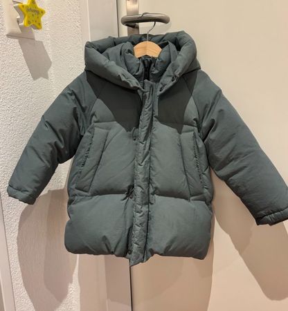 Daunen-Kinderwinterjacke, Grösse 104