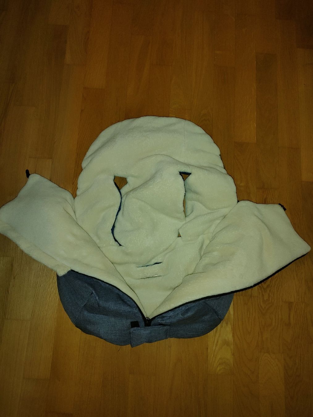 Fillikid Schlafsäcke: Universeller Winterfusssack Fillikid – Gebraucht aus St. Gallen von Hcap90 1