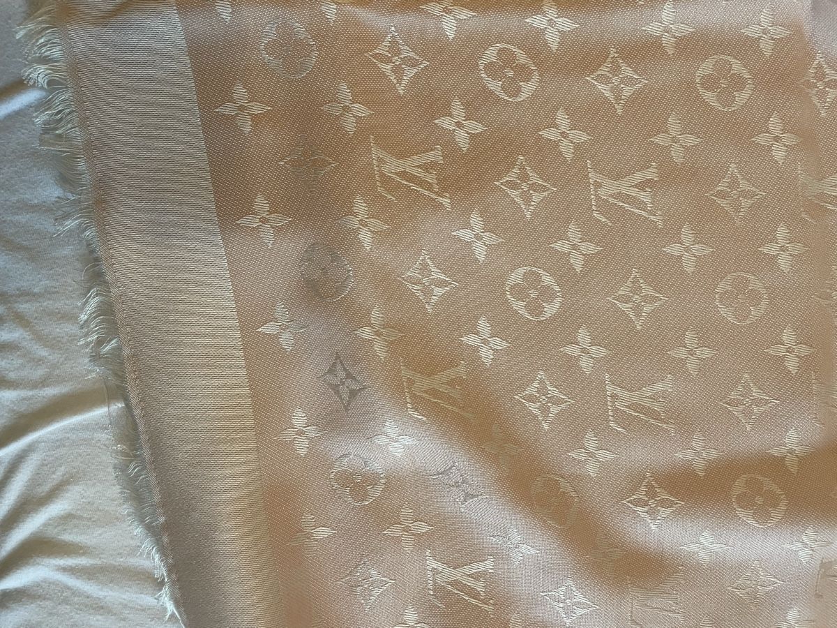 Louis Vuitton Foulards, Tücher & Schals: Louis Vuitton Schal / Neupreis CHF 540.- – Neu (gemäss Beschreibung) aus Oberarth von abi127