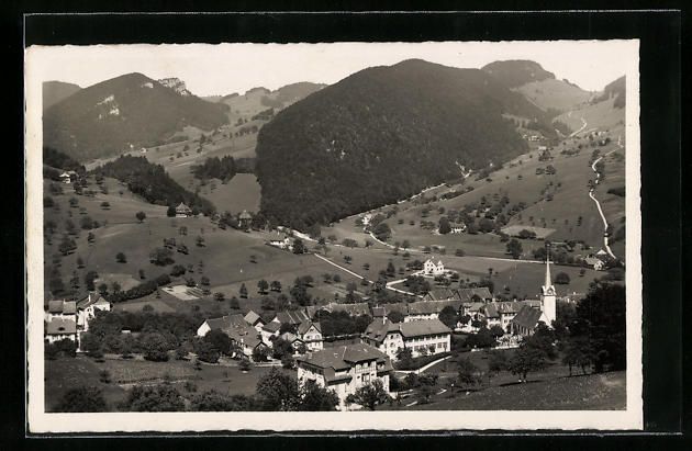 Cartoline postali: AK Langenbruck, Ortsansicht mit Kirche – Usato da Berlin venduto da bartko-reher