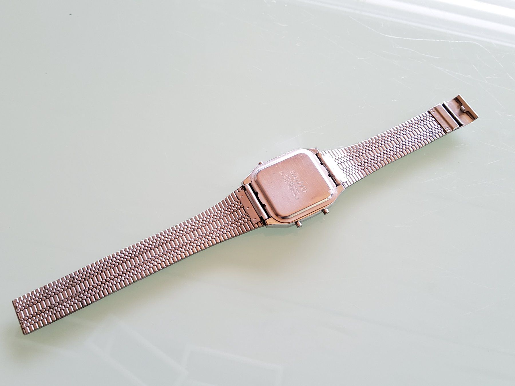 Montres: Montre bracelet Sanyo – Défectueux à Malleray par Broc-Mo 2