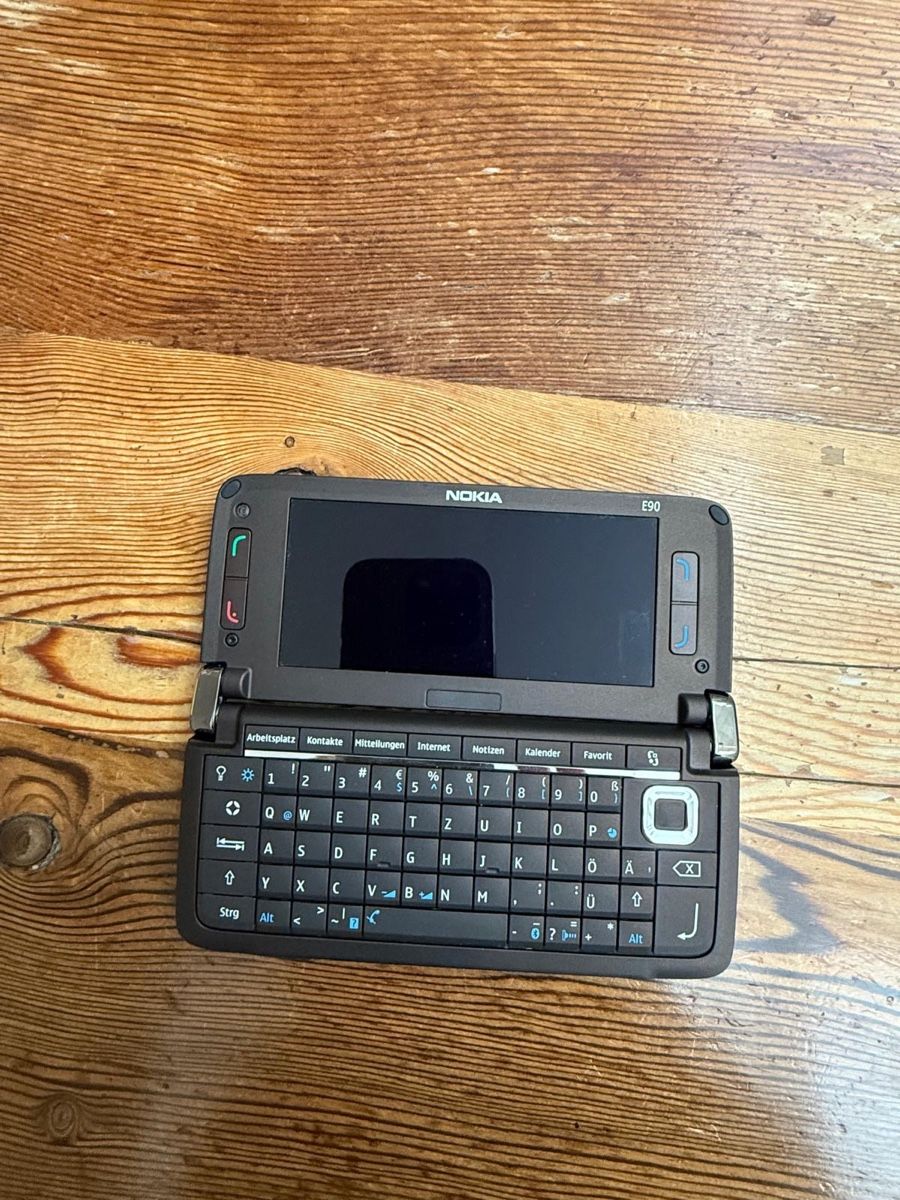 Nokia Handys / Smartphones: Nokia E90-1 Communicator – Neu (gemäss Beschreibung) aus Zürich von tat_szj2 2