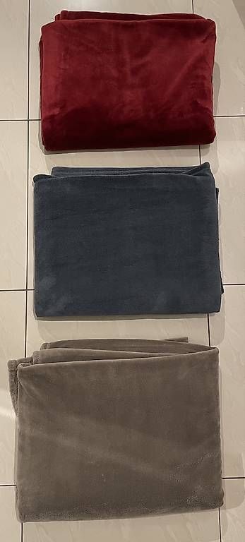 Coperte: Kuscheldecken – Usato da Vaduz venduto da SJ_A