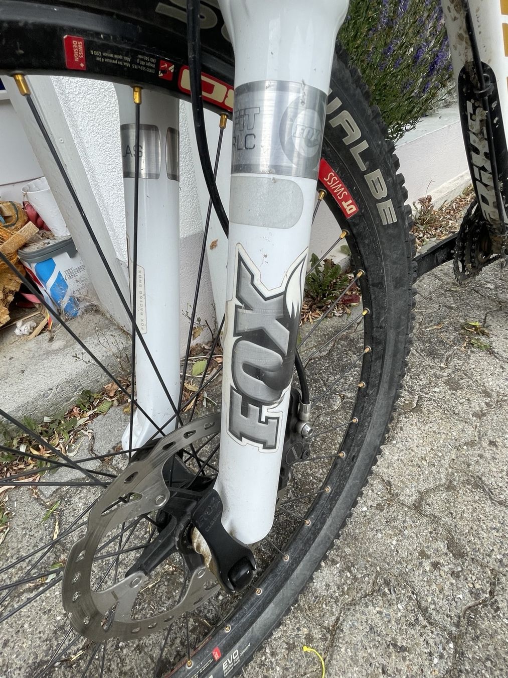 Bixs Vélos: vélo tout suspendue – D'occasion à Court par b.laurent 1