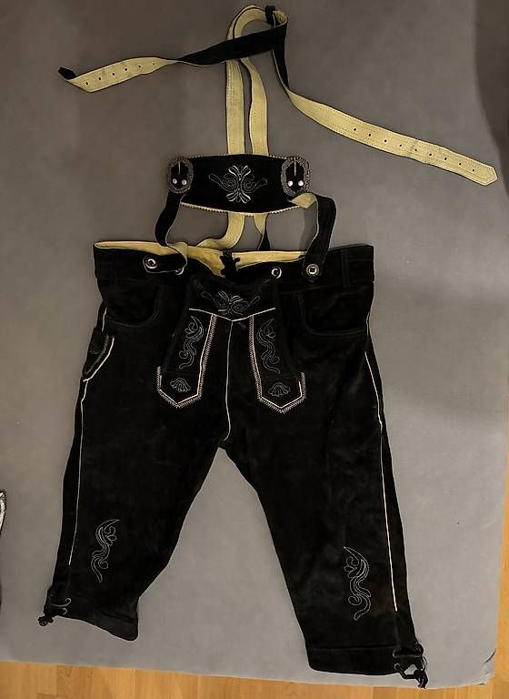 Pantaloni: Lederhose Grösse 52 – Usato da Schmitten FR venduto da Sense2190